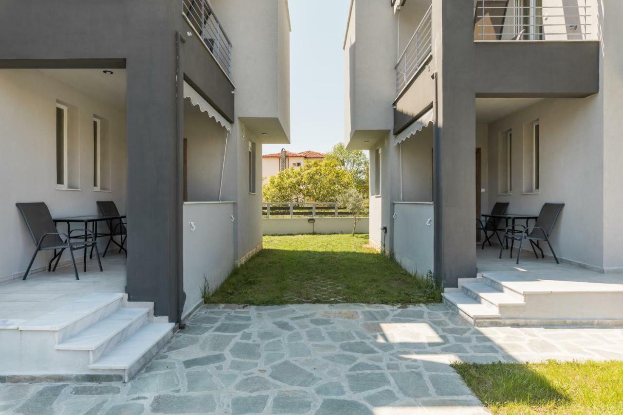 V Luxury Apartments Сиври Экстерьер фото