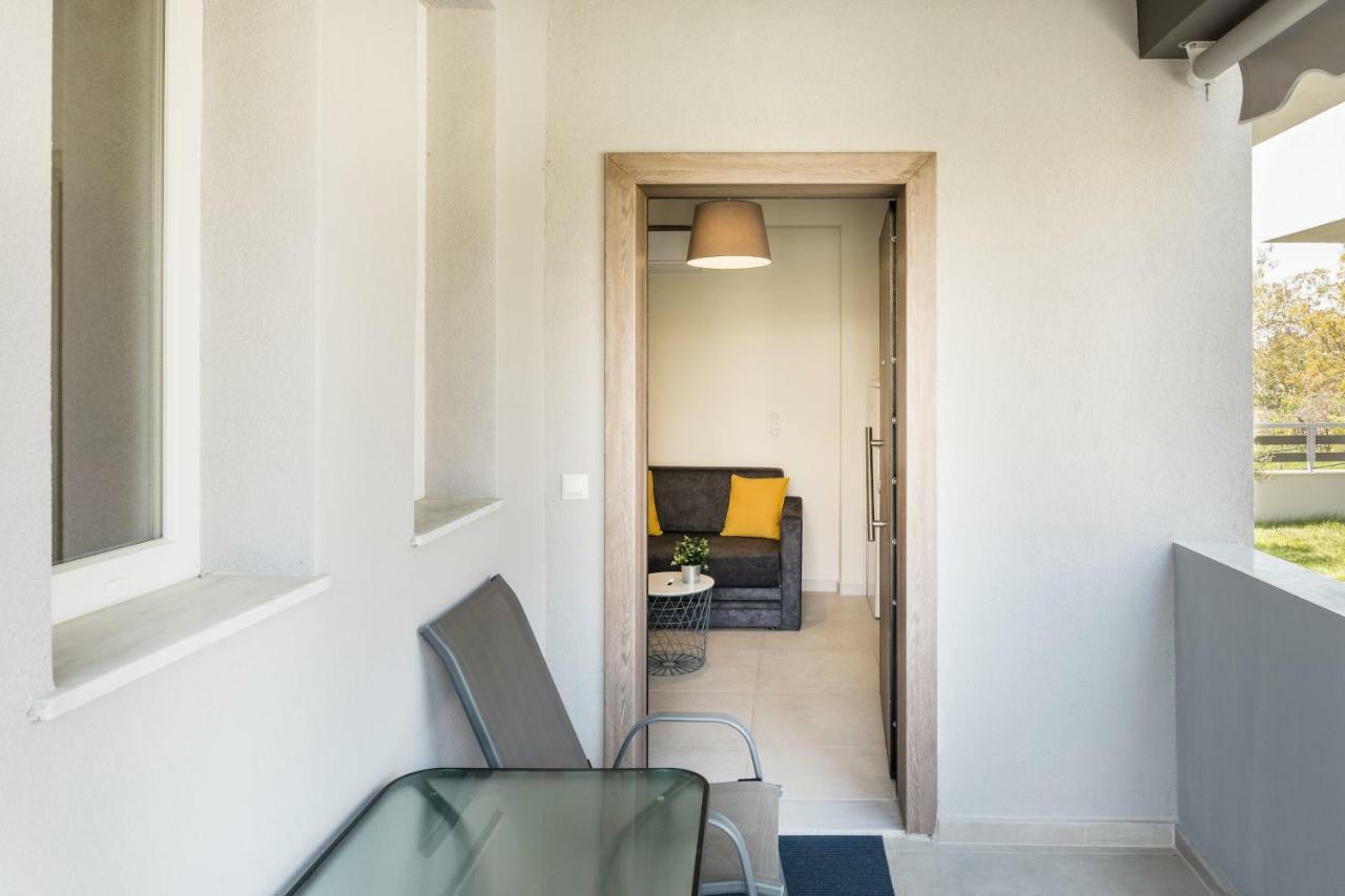 V Luxury Apartments Сиври Экстерьер фото