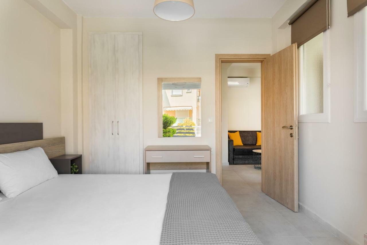V Luxury Apartments Сиври Экстерьер фото